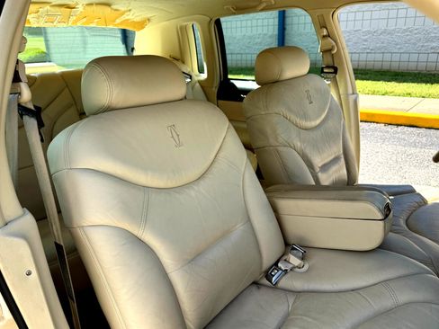 Used 1996 Lincoln Town Car Cartier image 16