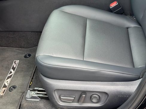 Used 2026 Toyota RAV4 XLE Premium AWD/4WD image 23