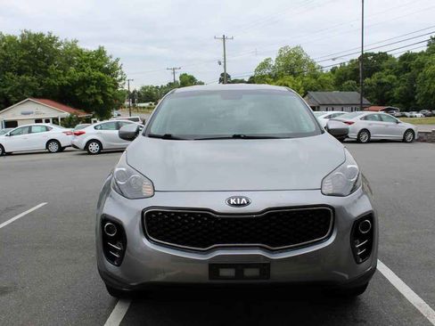 Used 2019 Kia Sportage LX AWD/4WD image 2