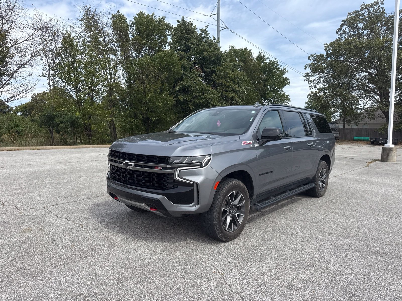 Used 2022 Chevrolet Suburban Z71 w/ Z71 Off-Road Package AWD/4WD image 1