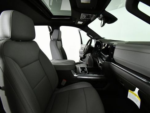 New 2025 Chevrolet Silverado 2500 LTZ w/ LTZ Convenience Package image 23