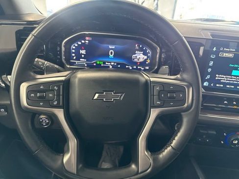 Used 2024 Chevrolet Silverado 1500 LT Trail Boss AWD/4WD image 33