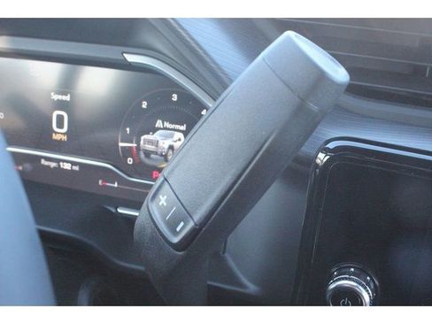 New 2025 GMC Sierra 3500 Denali Ultimate AWD/4WD image 40