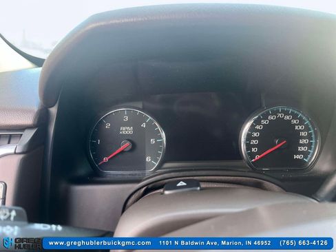 Used 2018 Chevrolet Suburban Premier image 19