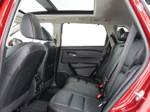 Used 2023 Nissan Rogue SL w/ SL Premium Package AWD/4WD image 16