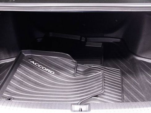 Certified 2024 Honda Accord EX image 22