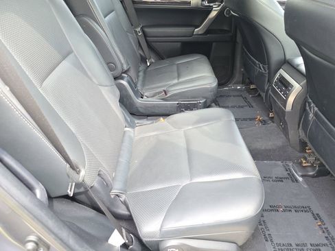 Certified 2023 Lexus GX 460 Luxury w/ Sport Design Package AWD/4WD image 19