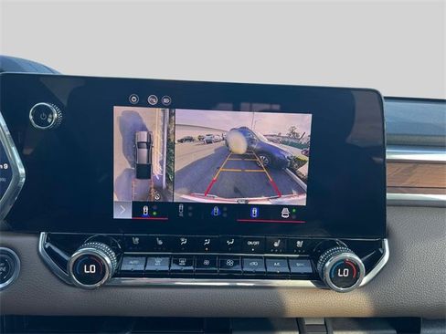 Used 2024 GMC Canyon Denali image 29