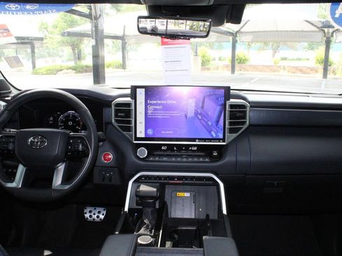 Used 2024 Toyota Tundra Platinum w/ TRD Off-Road Package AWD/4WD image 27