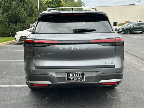 New 2026 INFINITI QX60 Luxe w/ Cargo Package image 4