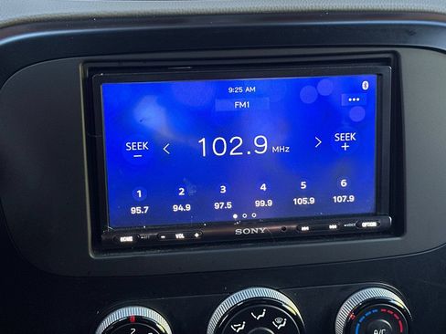Used 2019 Kia Soul FWD image 18