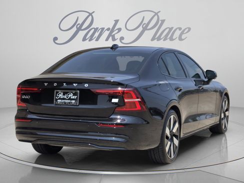 Used 2024 Volvo S60 T8 Ultimate AWD/4WD image 6