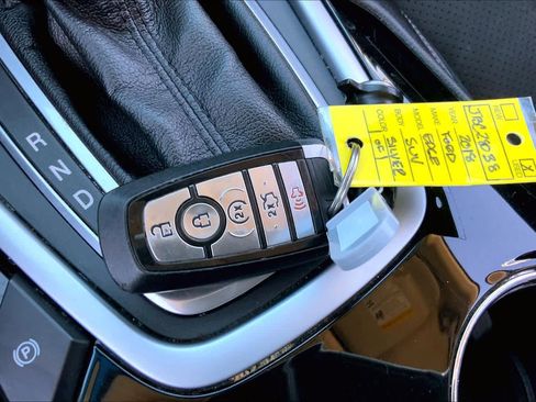 Used 2018 Ford Edge Sport w/ Technology Package image 12