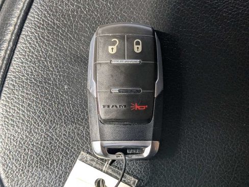 Used 2022 RAM 2500 Big Horn AWD/4WD image 30