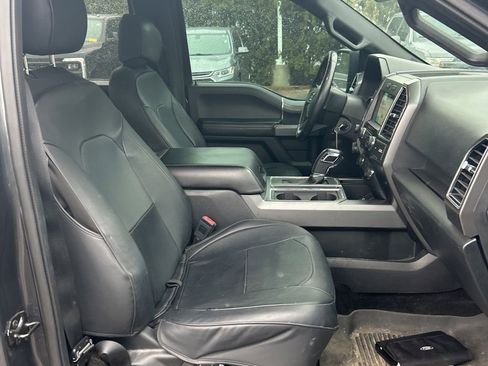 Used 2018 Ford F150 XLT w/ Equipment Group 302A Luxury image 8