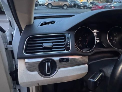 Used 2016 Volkswagen Passat 1.8T SE image 21