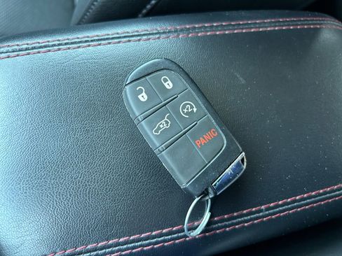 Used 2022 Jeep Compass Trailhawk w/ Trailhawk Elite Group image 33