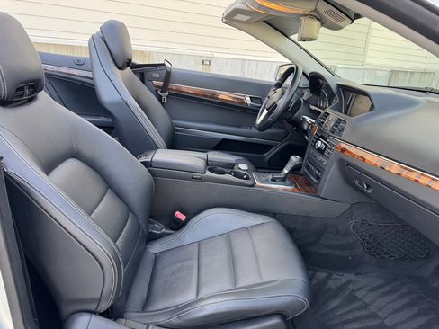 Used 2012 Mercedes-Benz E 350 Cabriolet w/ Premium 1 Pkg image 27