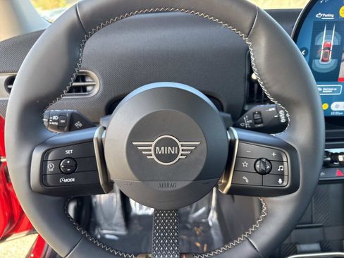 Certified 2025 MINI Cooper S FWD image 25