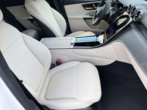 New 2026 Mercedes-Benz GLC 300 image 31