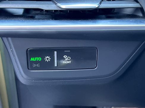 Used 2023 Audi e-tron GT Premium Plus w/ Performance Package image 34