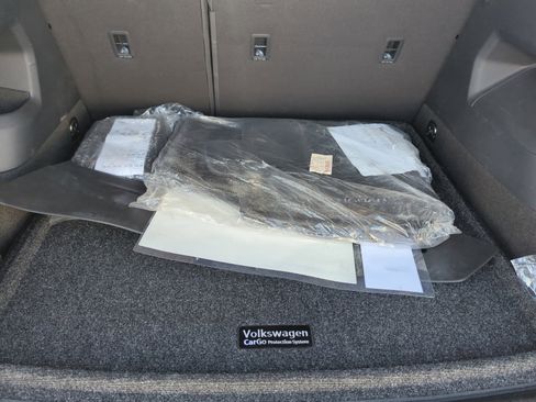 Used 2025 Volkswagen Tiguan S image 29