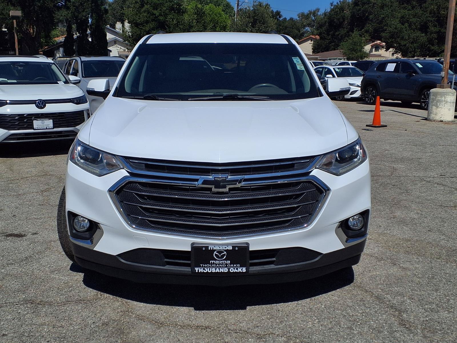 Used 2019 Chevrolet Traverse LT FWD image 2
