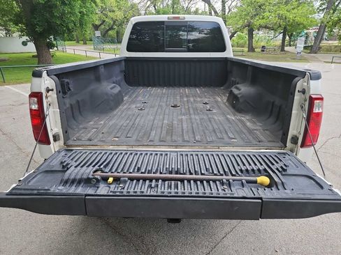 Used 2016 Ford F350 Lariat w/ Lariat Ultimate Package AWD/4WD image 9