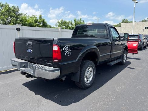 Used 2016 Ford F250 XLT w/ Camper Package AWD/4WD image 3