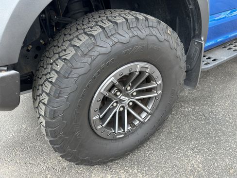 Used 2019 Ford F150 Raptor w/ Equipment Group 802A Luxury image 7