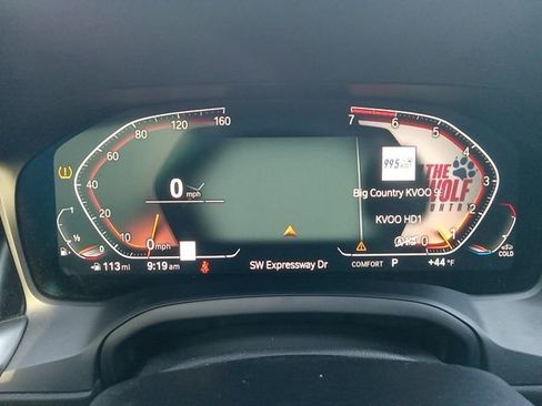 Used 2022 BMW 330i Sedan w/ M Sport Package image 9