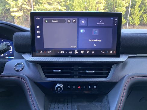 Used 2025 Ford Explorer ST-Line w/ Premium Package RWD image 25