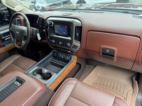 Used 2016 Chevrolet Silverado 3500 High Country w/ High Country Premium Package AWD/4WD image 17