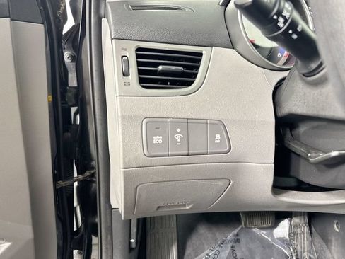 Used 2013 Hyundai Elantra GLS w/ Preferred Pkg FWD image 13
