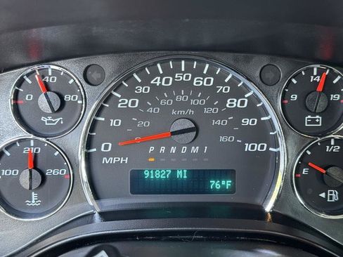 Used 2019 Chevrolet Express 2500 w/ Driver Convenience Package RWD image 15