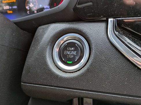 Used 2024 Chevrolet Colorado W/T RWD image 26