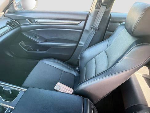 Used 2022 Honda Accord Sport image 24