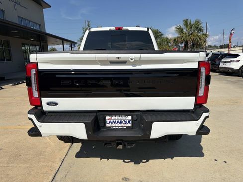 Used 2025 Ford F250 Platinum AWD/4WD image 7