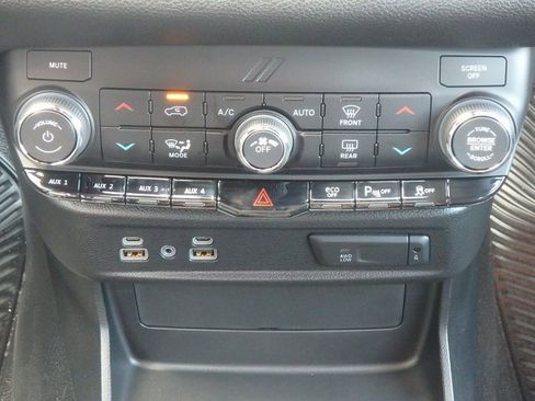 New 2024 Dodge Durango AWD image 21