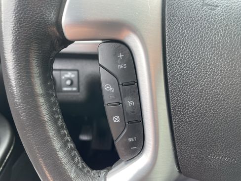 Used 2015 GMC Acadia SLT w/ Technology Package AWD/4WD image 15
