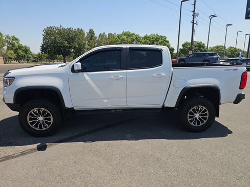 Used 2022 Chevrolet Colorado ZR2 AWD/4WD image 2