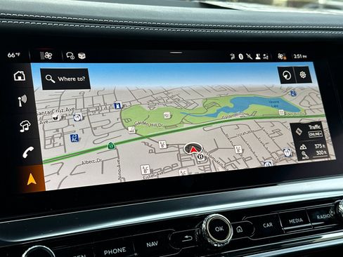 New 2025 Bentley Flying Spur Plug-In Hybrid image 21