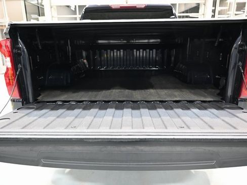 Used 2023 Chevrolet Silverado 1500 LT image 7