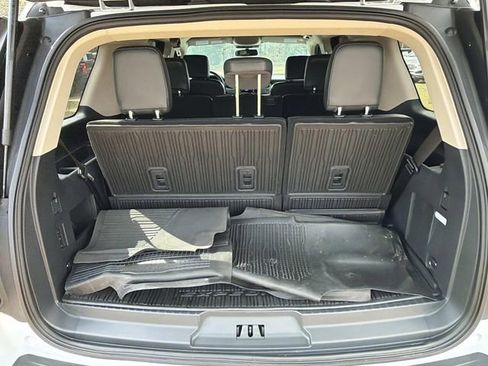 Certified 2022 Ford Expedition XLT image 30