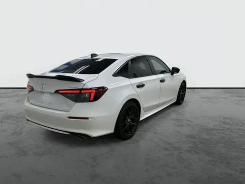 Used 2025 Honda Civic Sport image 3