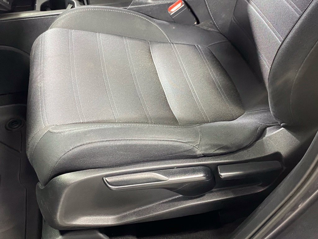 Used 2019 Honda CR-V LX image 14