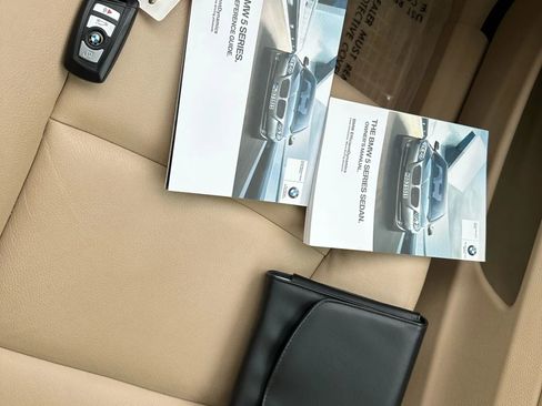 Used 2013 BMW 535i xDrive Sedan image 32
