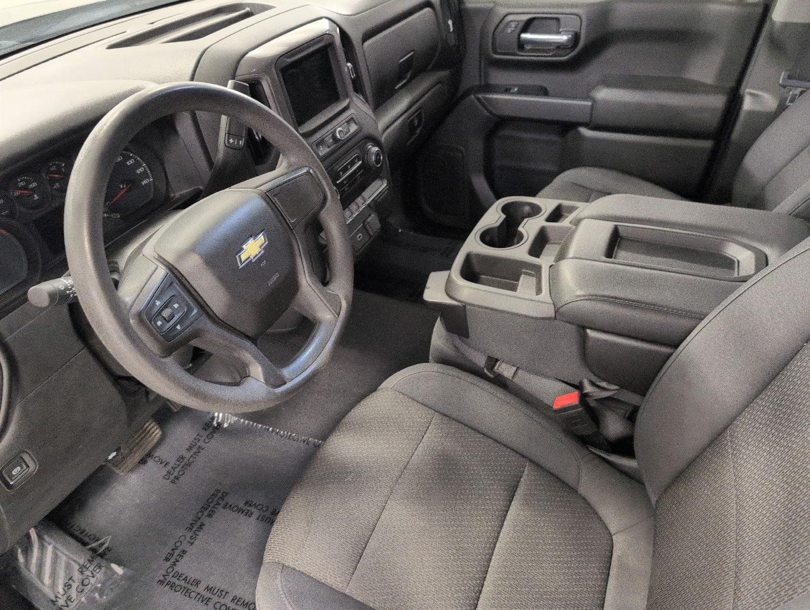Used 2019 Chevrolet Silverado 1500 Custom w/ Custom Value Package AWD/4WD image 9