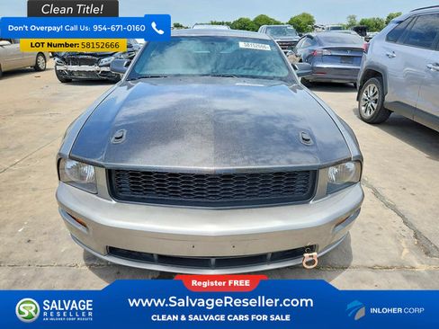 Used 2009 Ford Mustang GT RWD image 7