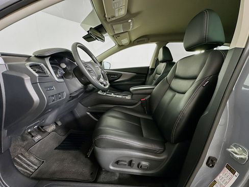 Used 2024 Nissan Murano SV w/ SV Midnight Edition Package image 13